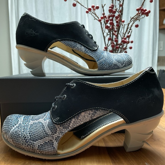 Eject — Women’s Oxford Pump — size 39 - Picture 5 of 6